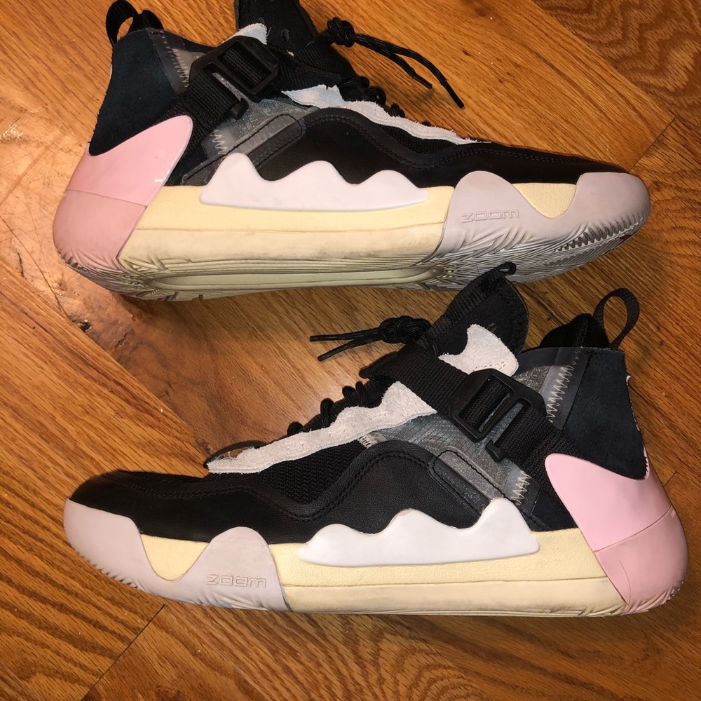 Air Jordan Defy SP